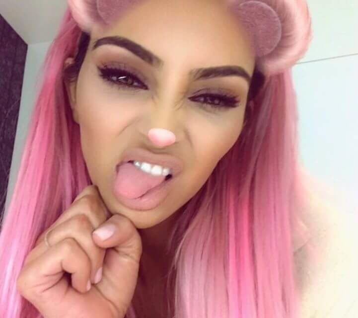 KIM KARDASHIAN WEST’S NEW HAIR COLOUR IS STRIKING PINK AND IT’S DEFINITELY NOT A WIG!