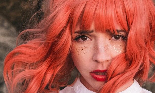 WHY DOES RED HAIR COLOUR FADE SO FAST? PLUS, SECRETS TO KEEP IT VIBRANT