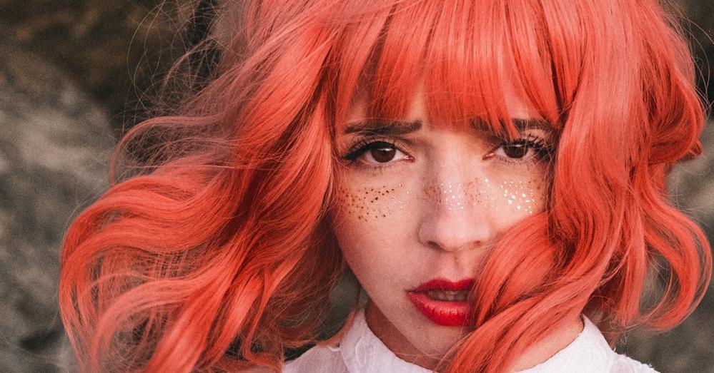 WHY DOES RED HAIR COLOUR FADE SO FAST? PLUS, SECRETS TO KEEP IT VIBRANT